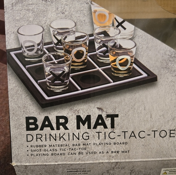 New- Box Damaged - Bar Mat Tic Tac Toe Drinking Game - Picture 2 of 2